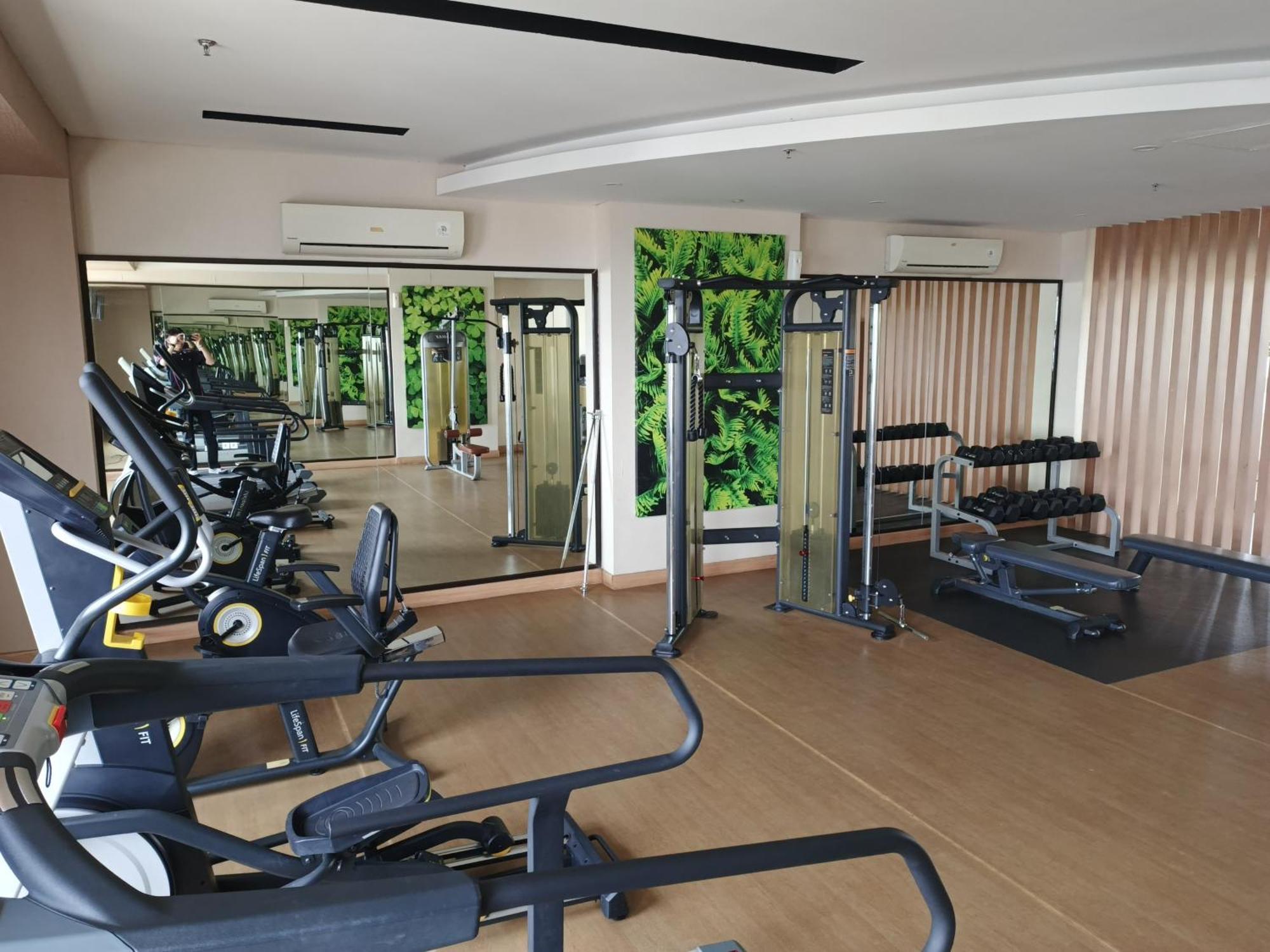 2Br Lucky Tower Residence Jakarta Old Town Top Floor Condo Luaran gambar