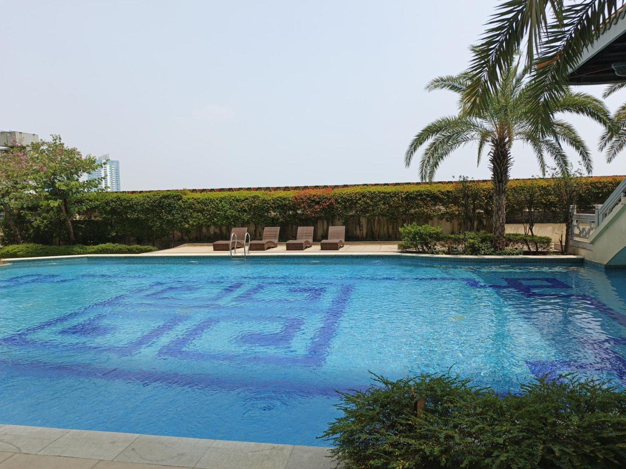 2Br Lucky Tower Residence Jakarta Old Town Top Floor Condo Luaran gambar